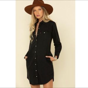 Levi’s Denim Snap Dress